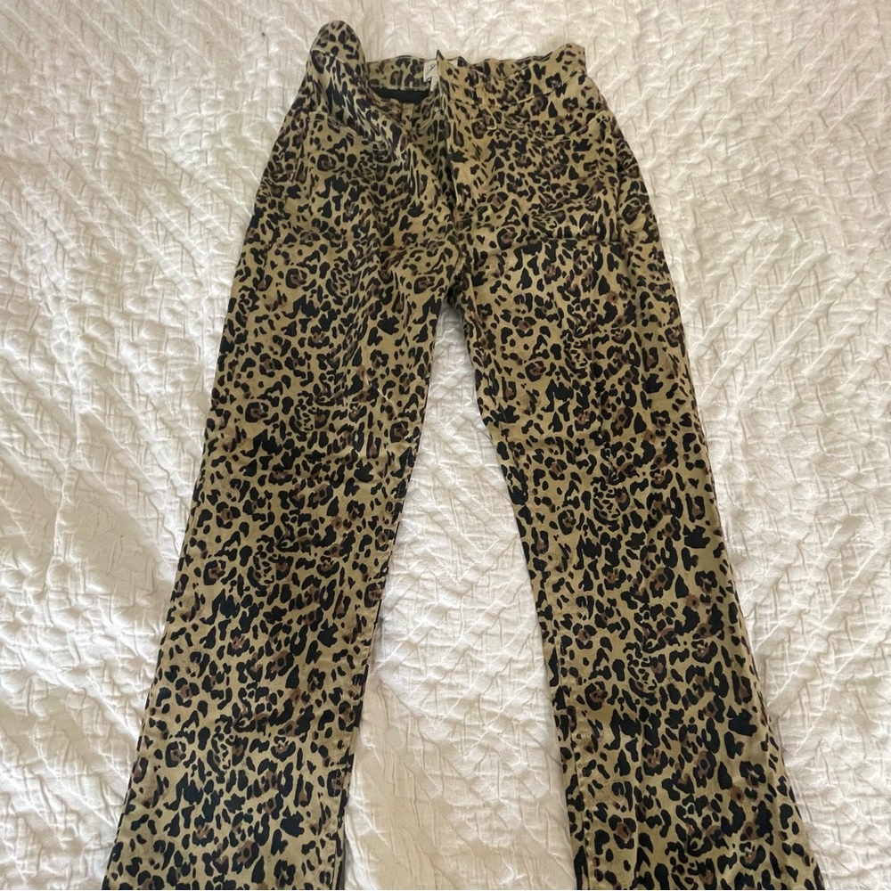 JCrew Animal print kick out flare crop size 25